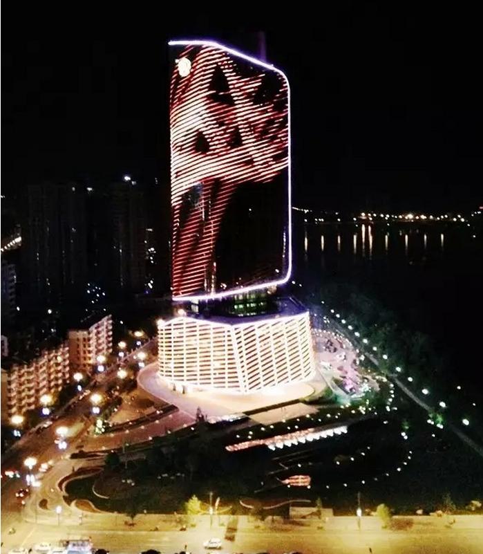 02.JPG